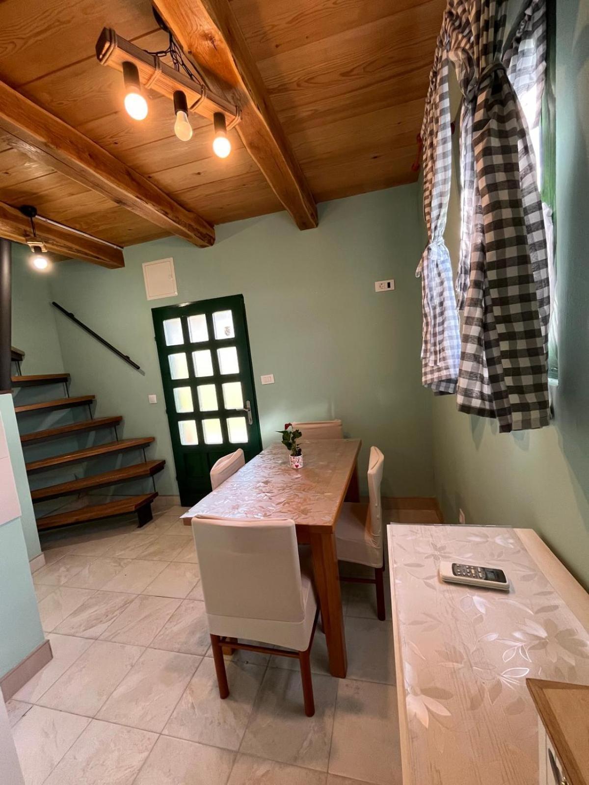 Appartement Wooden House Ante Self Check - In And Check - Out à Otočac Extérieur photo