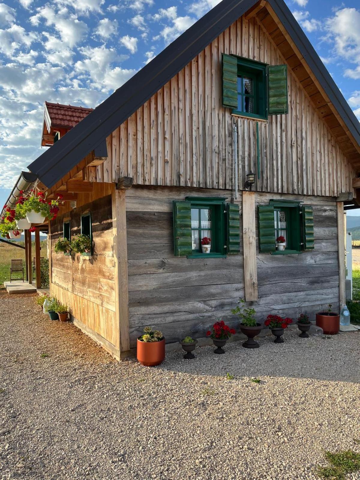 Appartement Wooden House Ante Self Check - In And Check - Out à Otočac Extérieur photo